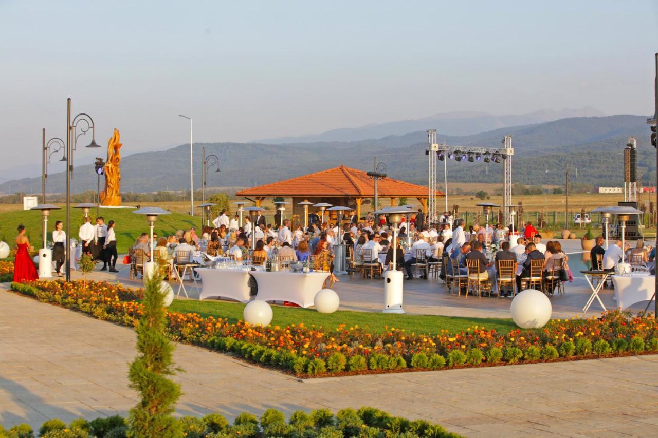 Spa Complex Belchin Spring Экстерьер фото