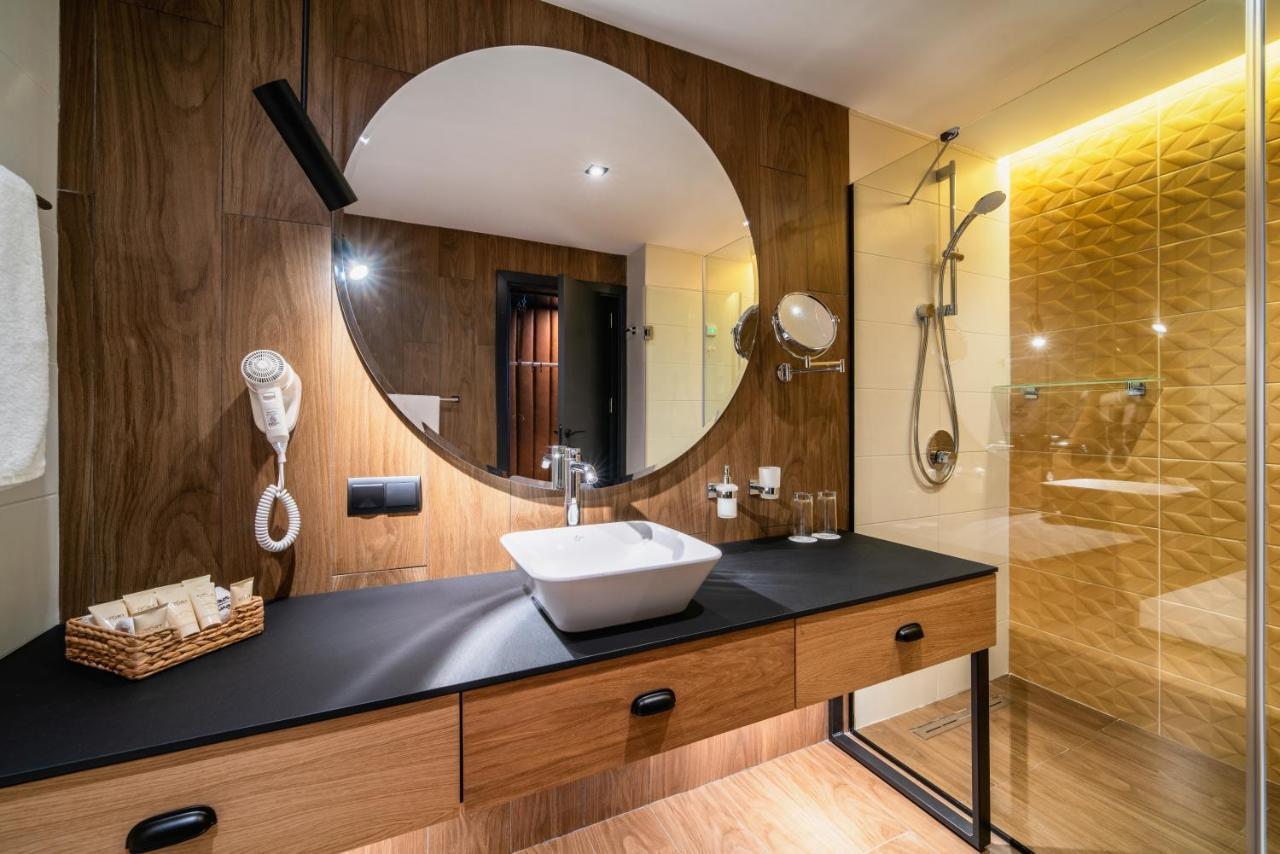 Spa Complex Belchin Spring Экстерьер фото